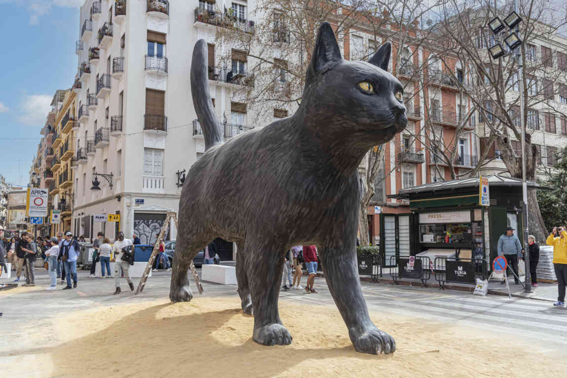Valencia - fallas 2023 - falla Mai se Sap 02.jpg
